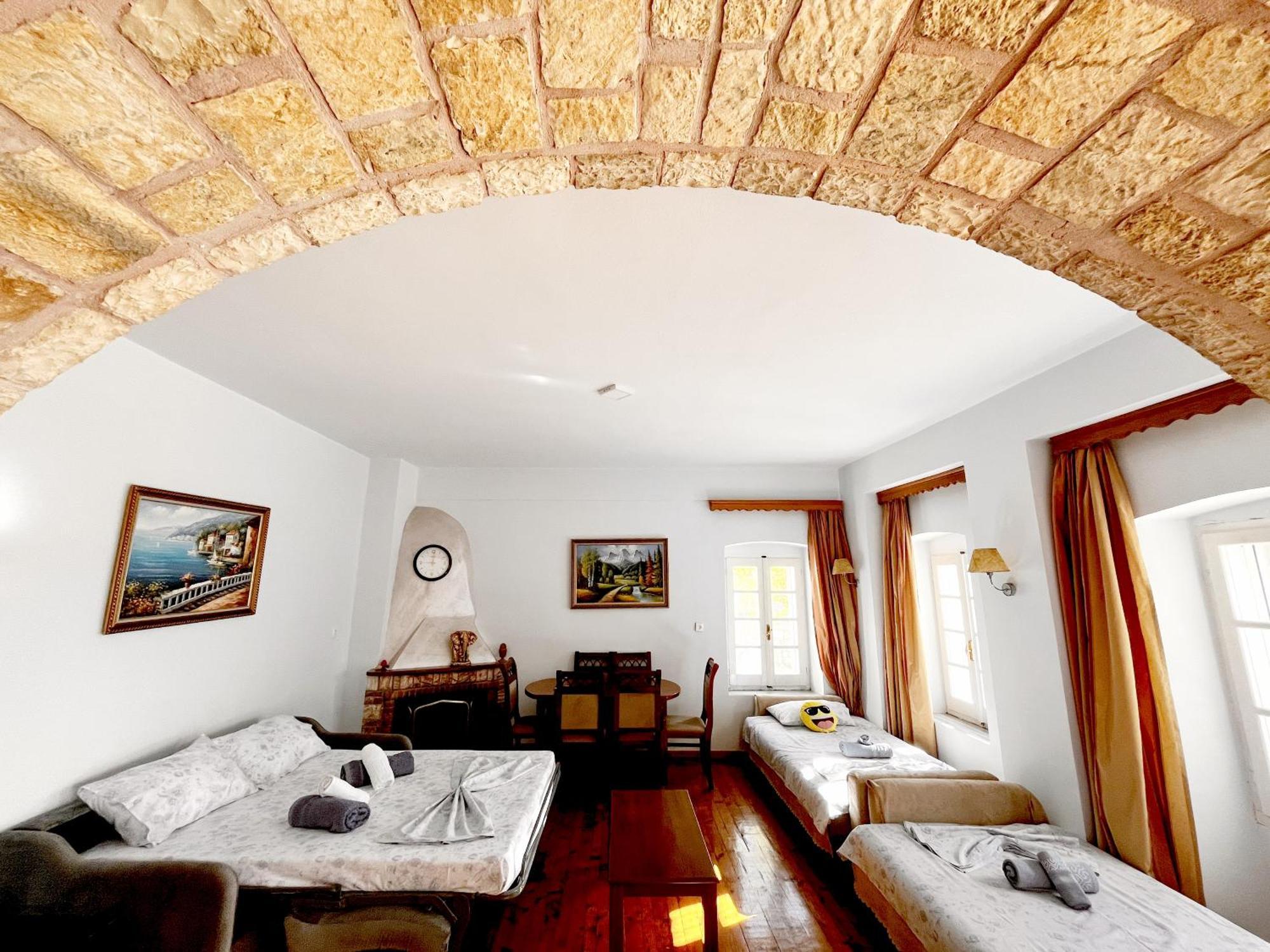 Sea Horizon House Alexis Hotel Himara Kültér fotó